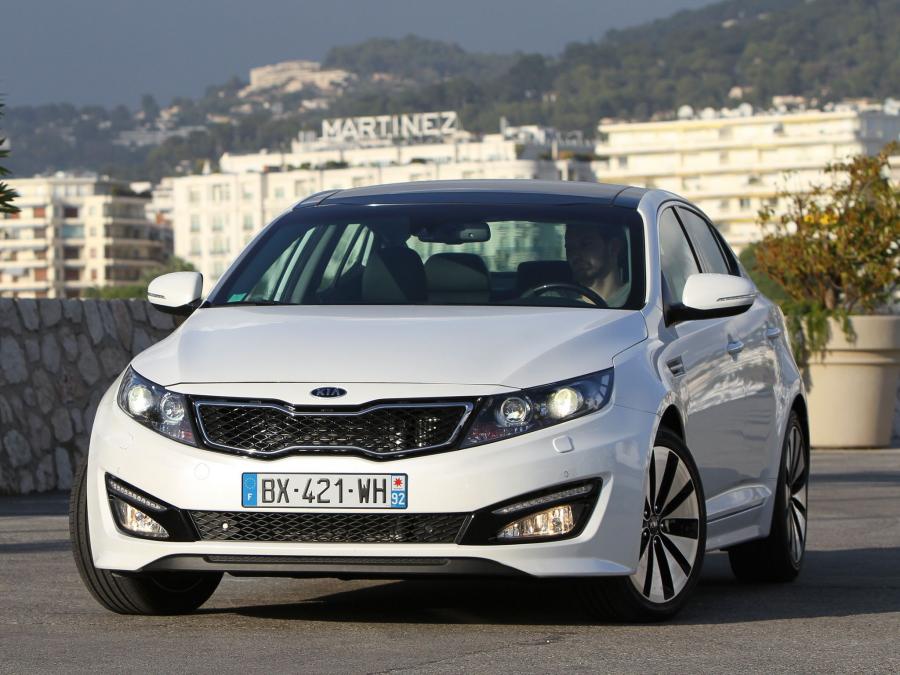  Kia Optima EcoDynamics 2011 года  (EU) (фото 17 из 33)